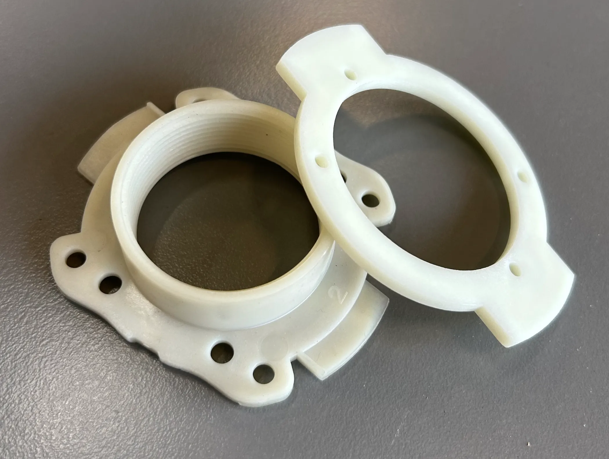 sprøjtestøbning - Bi-Plast - plast - metal i plast - plastemne – termoplast - axellock - POM<br />
